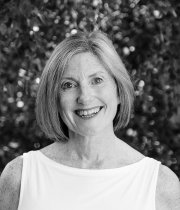 Headshot of Julie Wright